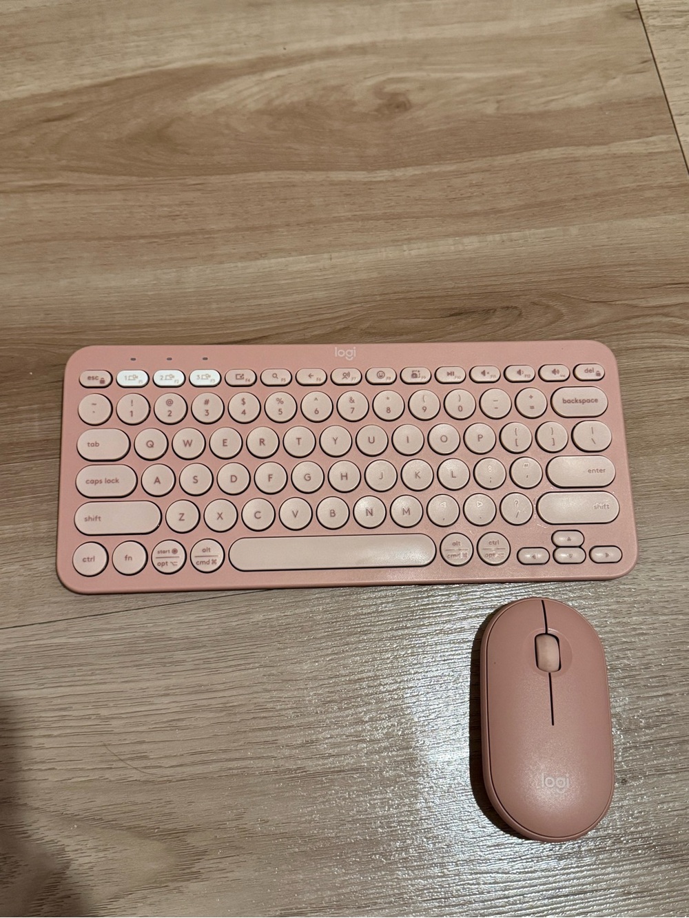 Logitech Pink Wireless Keyboard and Mouse Set